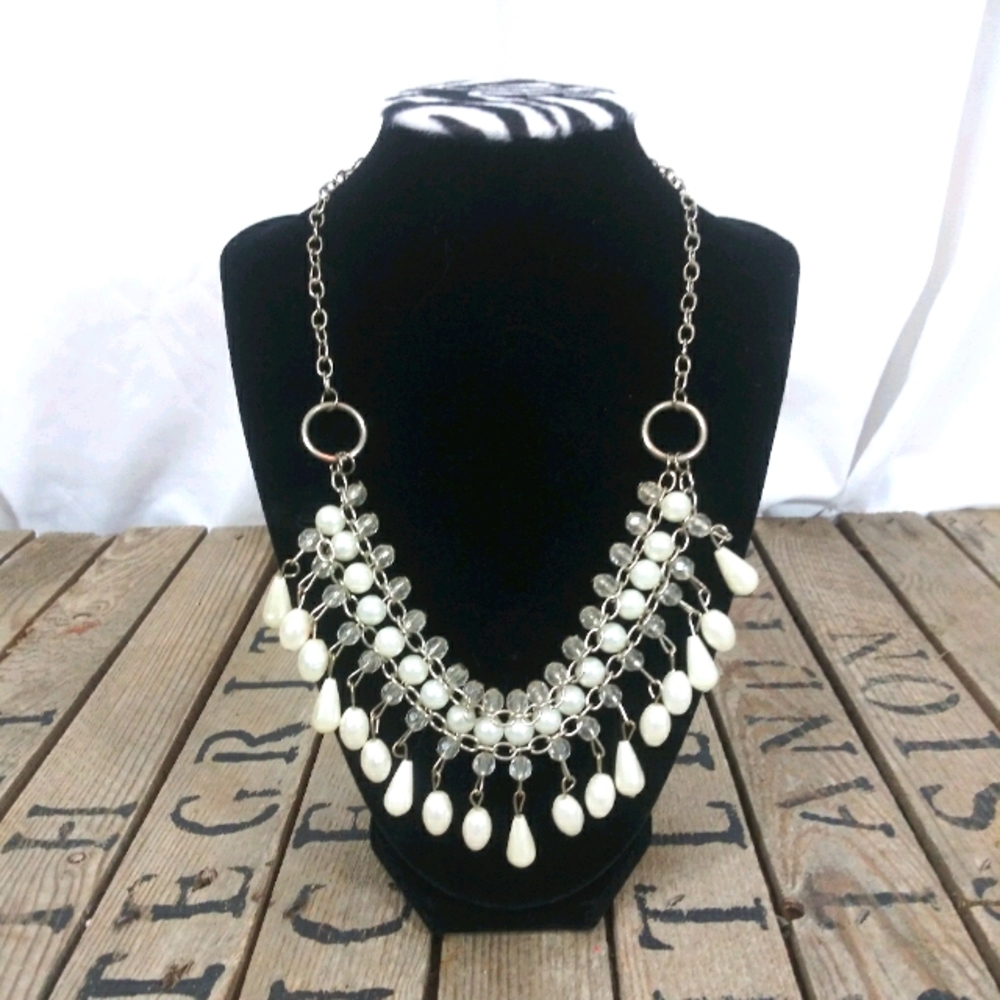 BOHO Pearl Necklace